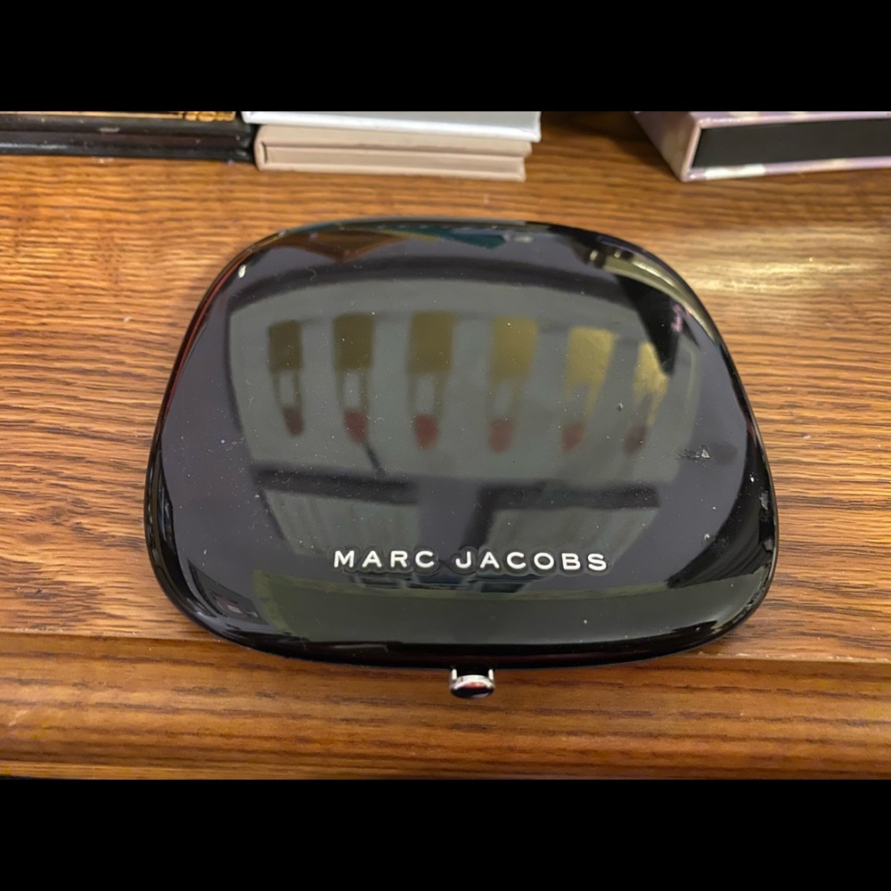 Marc Jacobs highlight/contour duo